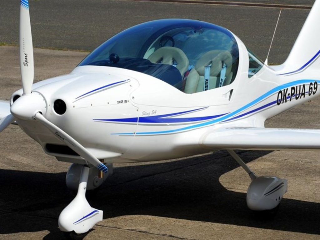 TL-2000 Sting S4 - 2